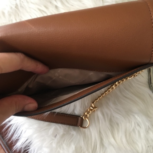 New Michael Kors kinsley shoulder / Crossbody bag - Picture 8 of 8